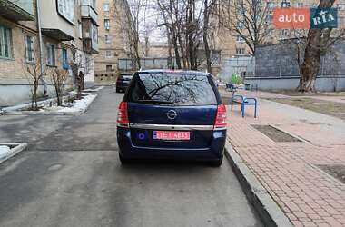 Мінівен Opel Zafira 2011 в Києві