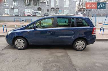 Мінівен Opel Zafira 2011 в Києві