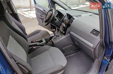 Мінівен Opel Zafira 2011 в Києві