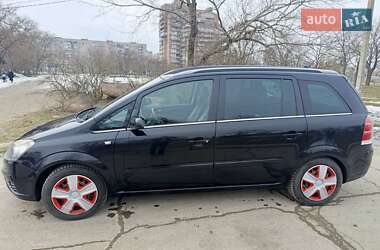 Минивэн Opel Zafira 2005 в Днепре