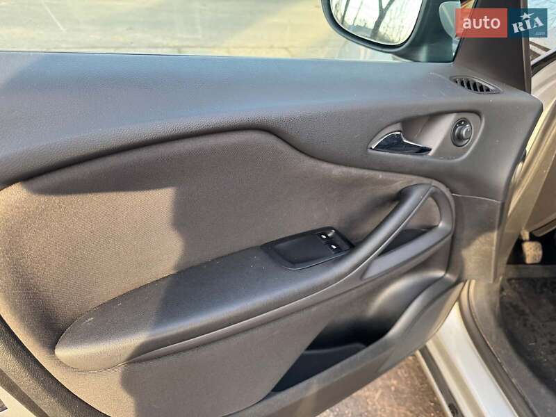 Минивэн Opel Zafira 2012 в Киеве