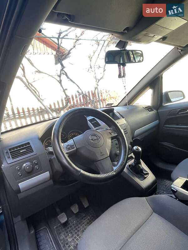 Минивэн Opel Zafira 2007 в Залещиках фото 8 Минивэн Opel Zafira 2007 в Залещиках