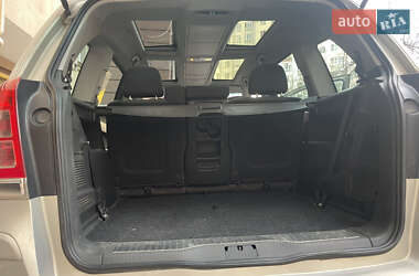 Минивэн Opel Zafira 2010 в 