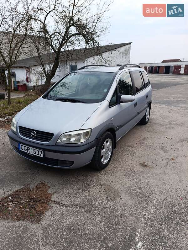 Мінівен Opel Zafira 2001 в Тернополі