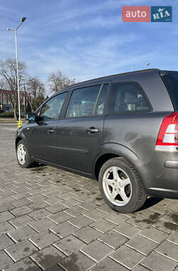 Мінівен Opel Zafira 2009 в Черкасах