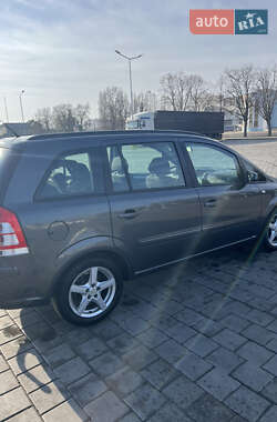 Мінівен Opel Zafira 2009 в Черкасах