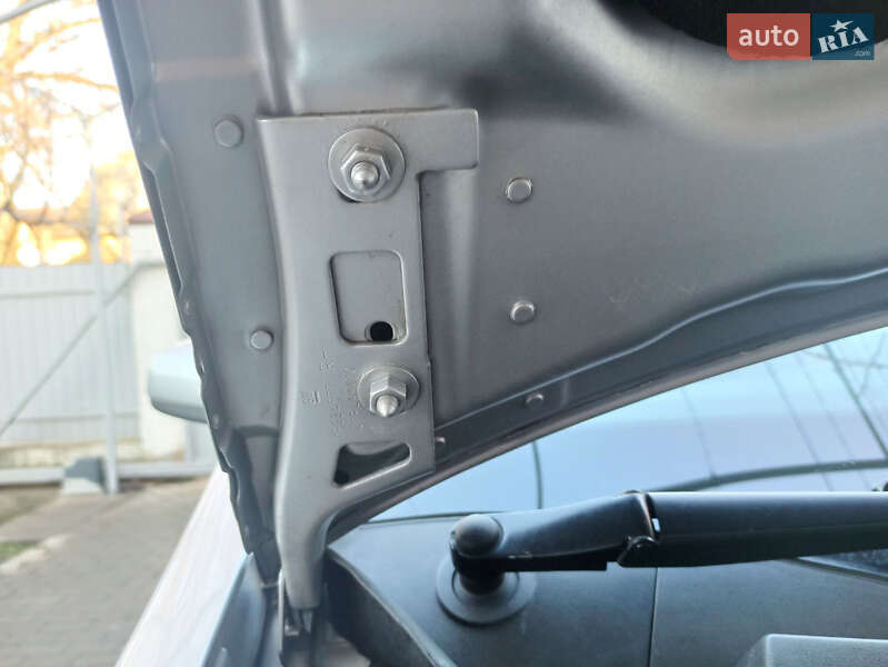 Мінівен Opel Zafira 2009 в Одесі