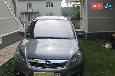 Минивэн Opel Zafira 2006 в 