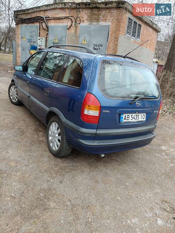Мінівен Opel Zafira 2002 в Вінниці
