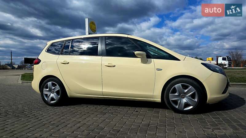 Мінівен Opel Zafira 2016 в Новомосковську фото 4 Мінівен Opel Zafira 2016 в Новомосковську