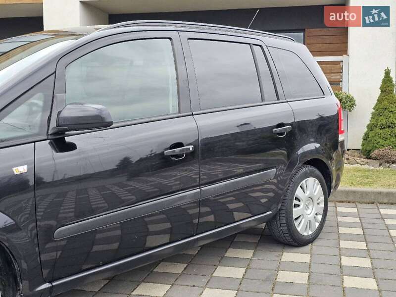 Минивэн Opel Zafira 2009 в Стрые