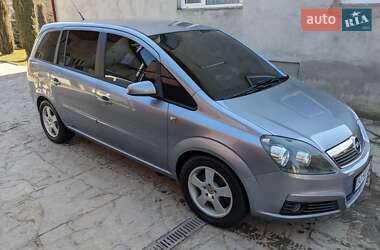 Минивэн Opel Zafira 2006 в 