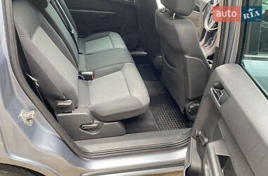 Минивэн Opel Zafira 2006 в 