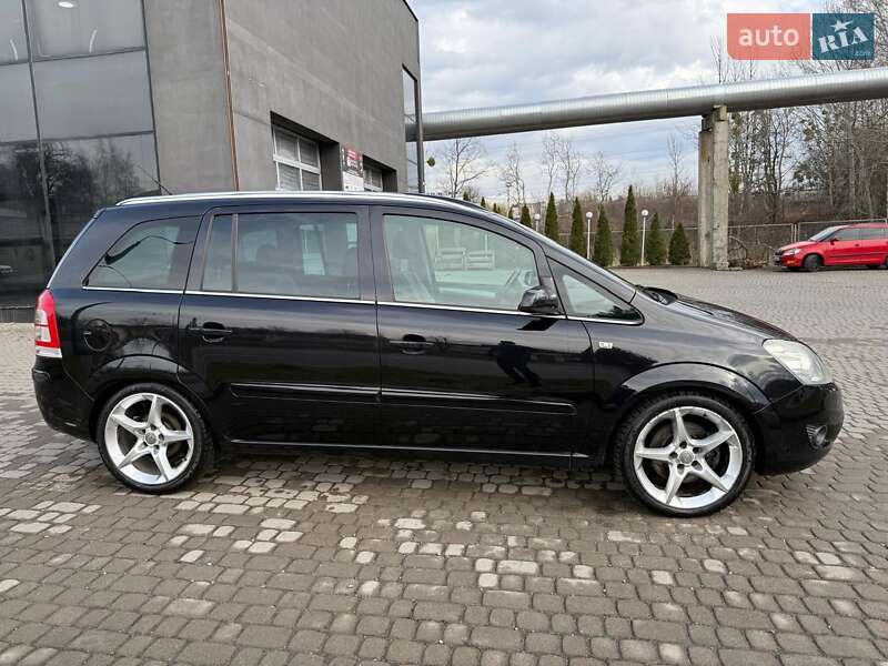 Мінівен Opel Zafira 2009 в Львові