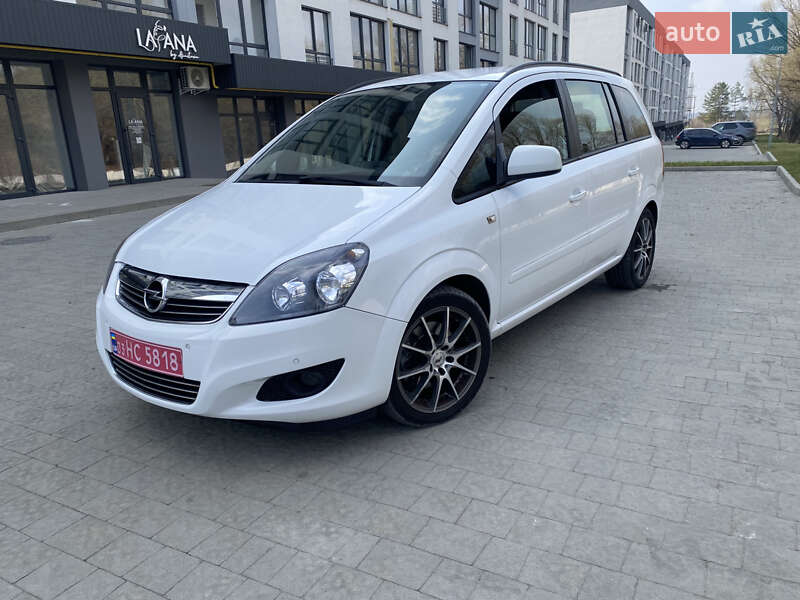 Мінівен Opel Zafira 2012 в 
