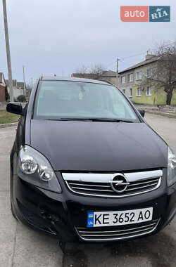 Мінівен Opel Zafira 2011 в 