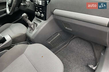Мінівен Opel Zafira 2011 в 