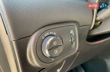 Мінівен Opel Zafira 2016 в 