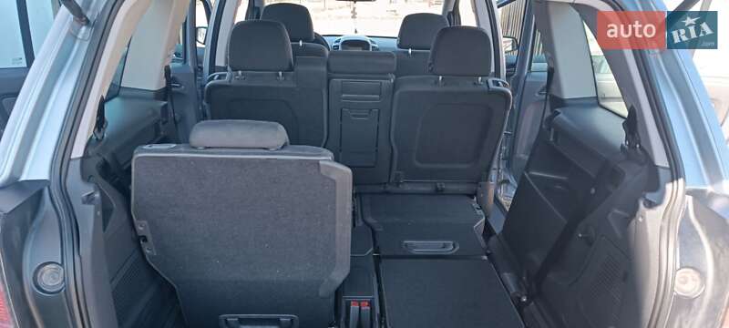 Мінівен Opel Zafira 2006 в Луцьку