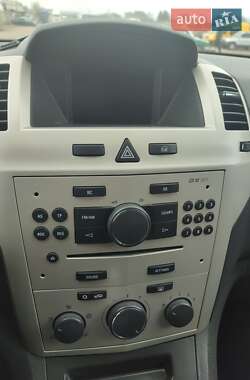 Минивэн Opel Zafira 2008 в 