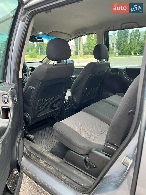 Мінівен Opel Zafira 2005 в Кременчуці