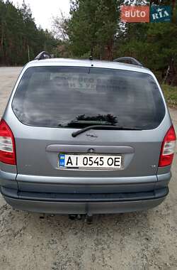 Минивэн Opel Zafira 2004 в 