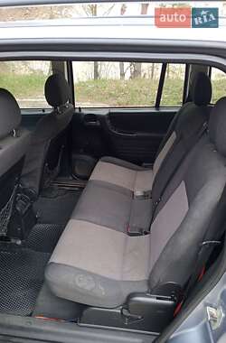 Минивэн Opel Zafira 2004 в 