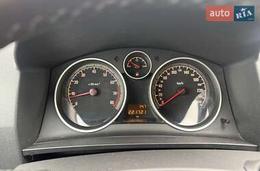 Минивэн Opel Zafira 2008 в 