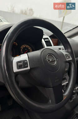 Мінівен Opel Zafira 2009 в 