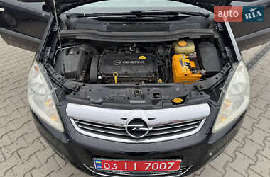 Мінівен Opel Zafira 2009 в 