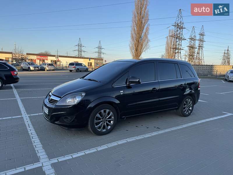 Минивэн Opel Zafira 2010 в Львове фото 16 Минивэн Opel Zafira 2010 в Львове