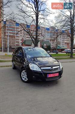 Минивэн Opel Zafira 2009 в 