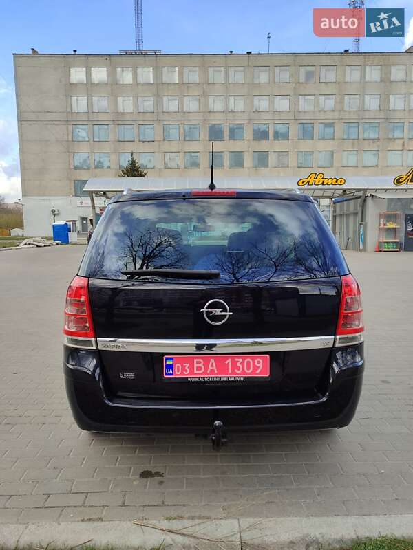 Минивэн Opel Zafira 2009 в Белой Церкви