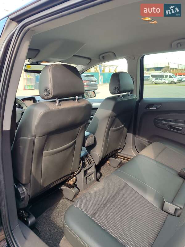 Минивэн Opel Zafira 2009 в Белой Церкви