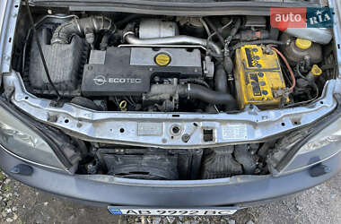 Мінівен Opel Zafira 2003 в 