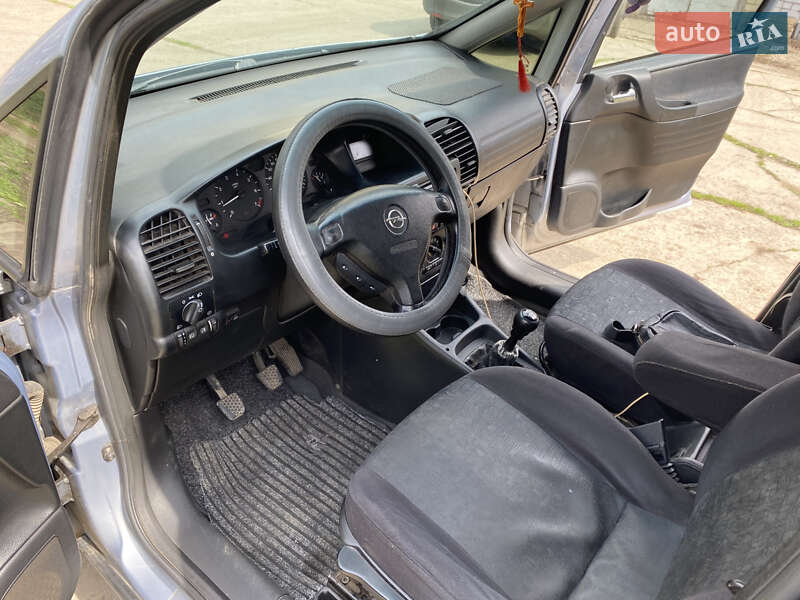 Мінівен Opel Zafira 1999 в Покрові