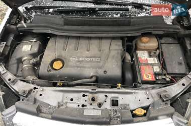 Минивэн Opel Zafira 2007 в 