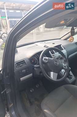 Минивэн Opel Zafira 2007 в 