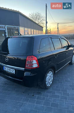 Минивэн Opel Zafira 2008 в 