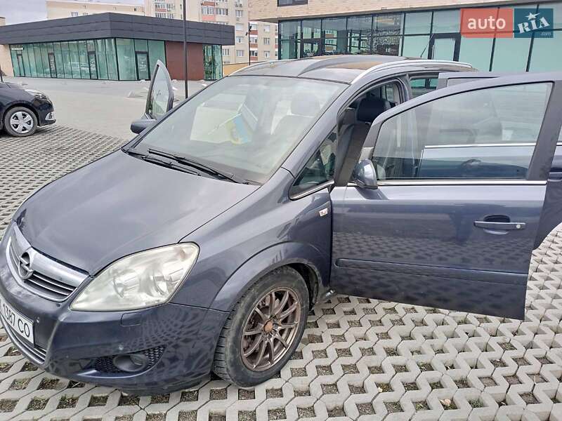 Opel Zafira 2008
