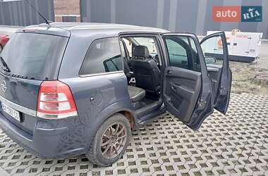 Минивэн Opel Zafira 2008 в 