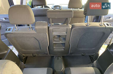 Минивэн Opel Zafira 2010 в 