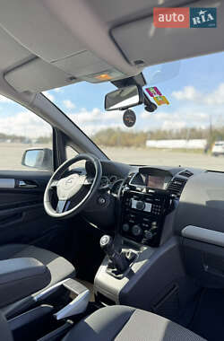 Мінівен Opel Zafira 2011 в 