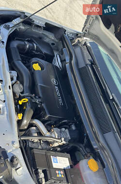 Мінівен Opel Zafira 2011 в 