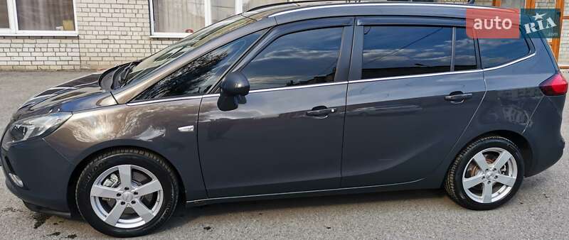 Минивэн Opel Zafira 2012 в Днепре