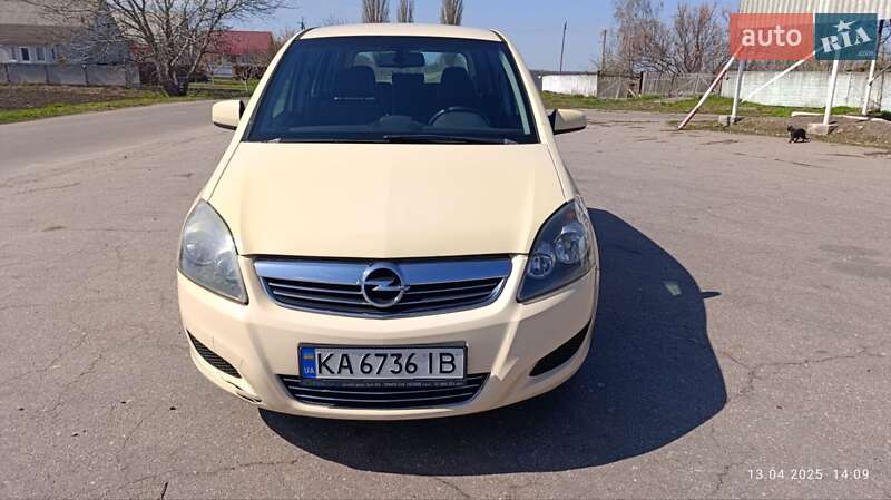 Opel Zafira