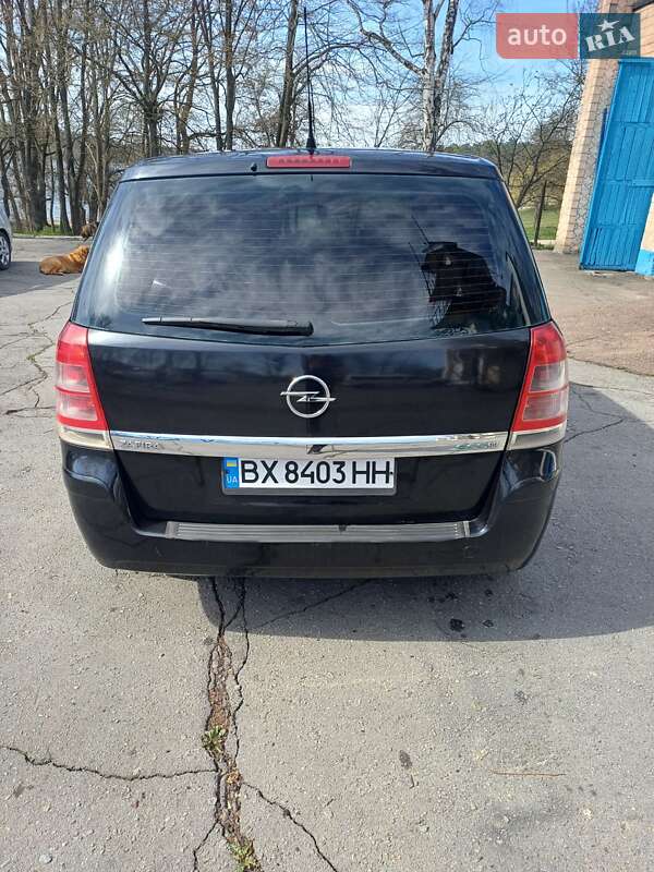 Минивэн Opel Zafira 2011 в Житомире фото 2 Минивэн Opel Zafira 2011 в Житомире