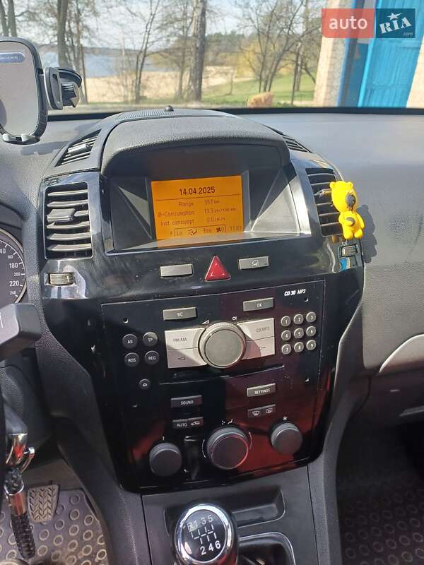Минивэн Opel Zafira 2011 в Житомире фото 10 Минивэн Opel Zafira 2011 в Житомире
