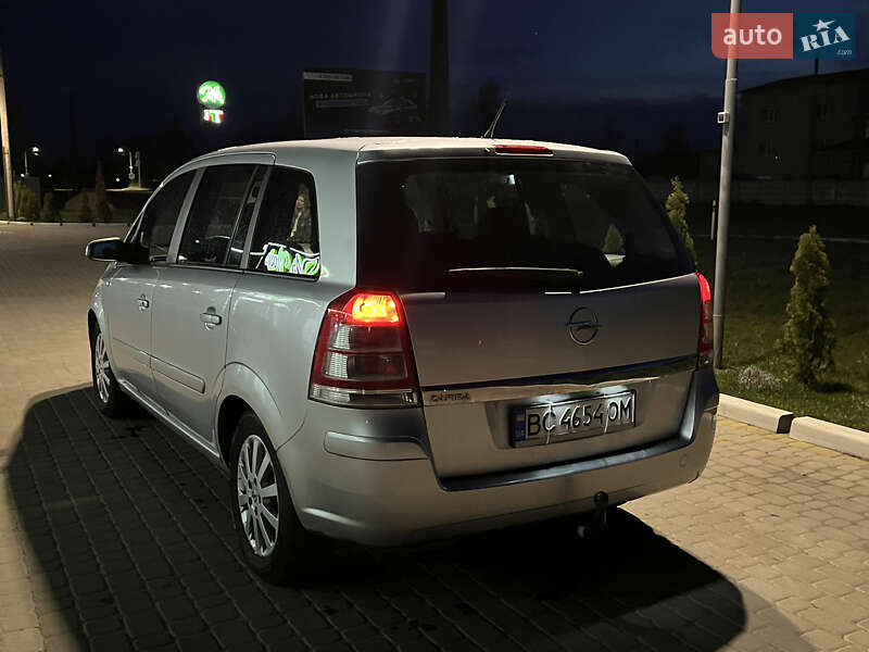 Минивэн Opel Zafira 2009 в Шептицькому