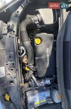 Мінівен Opel Zafira 2011 в 